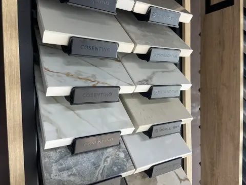 Samples showroom cosentino voskuilnatuursteen