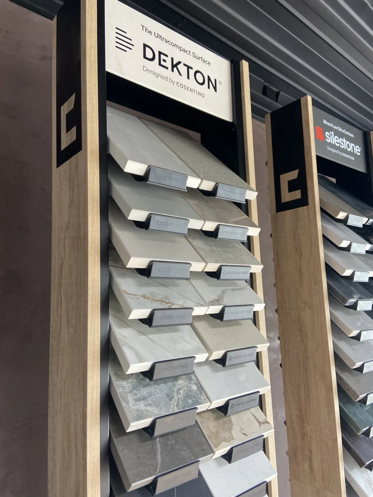 Samples showroom dekton voskuilnatuursteen